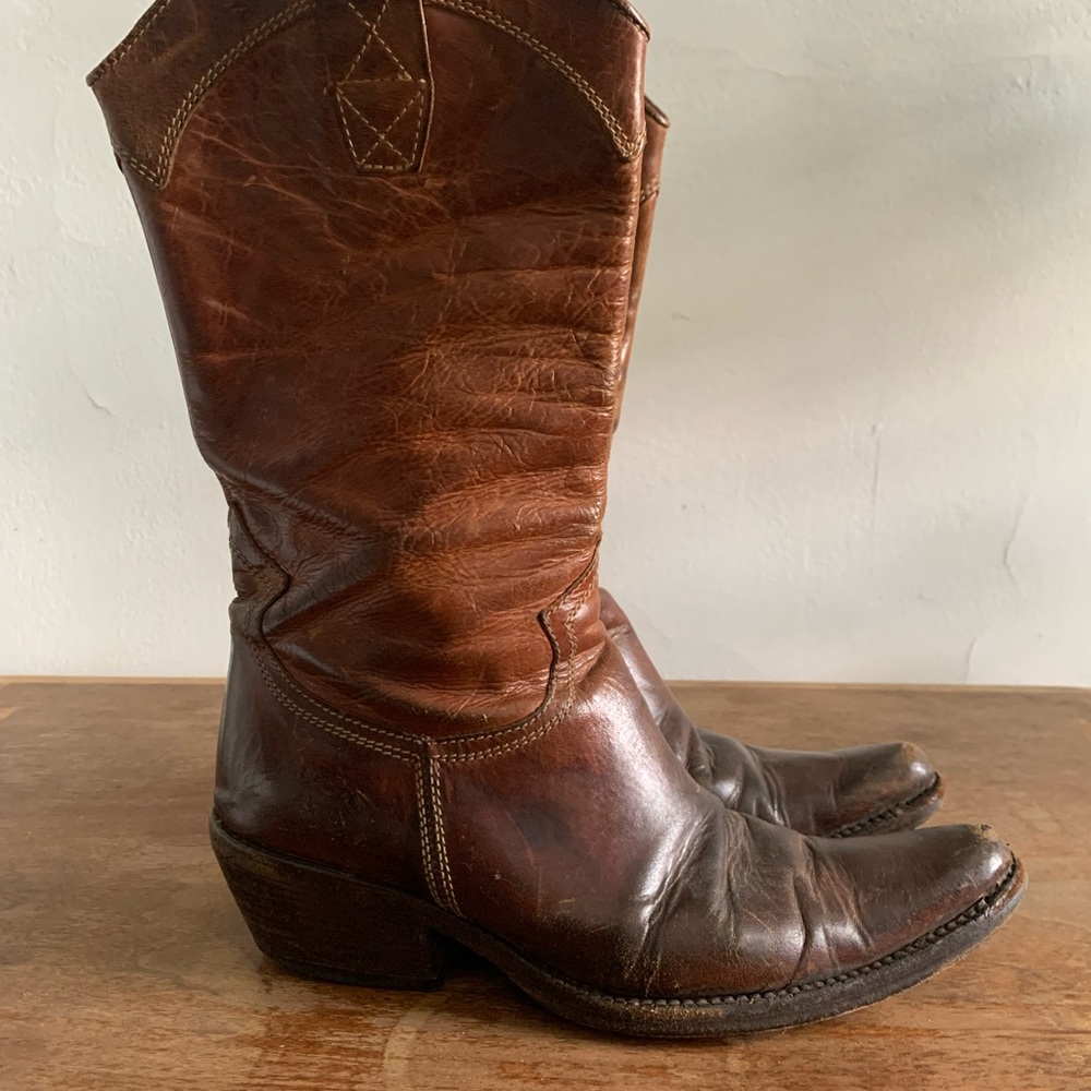 El Vaquero leather boots. Size 36 (6-6 1/2). Made in Italy